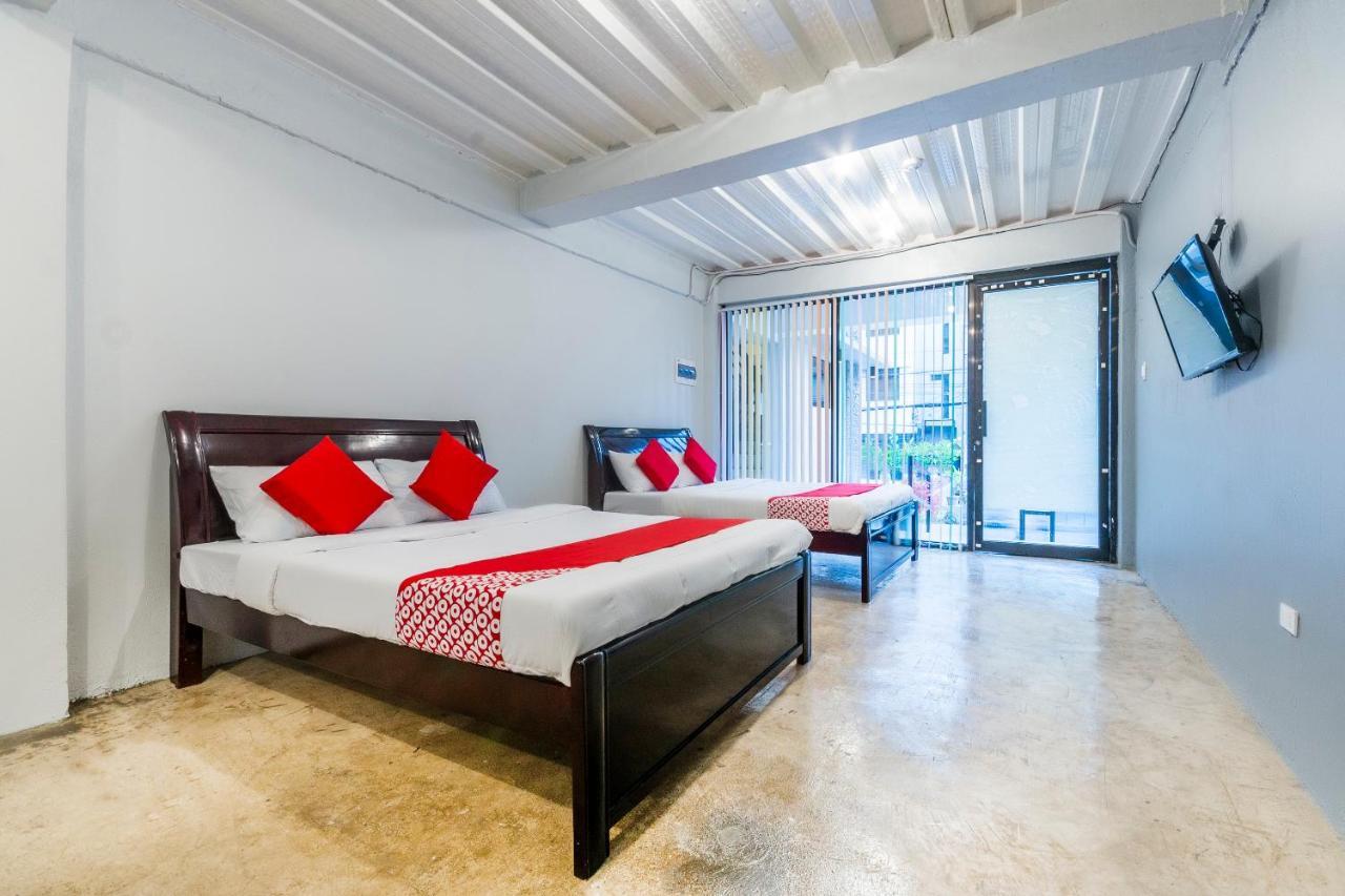 Vaccinated Staff - Oyo 476 Hedda Hotel Cebu Ngoại thất bức ảnh