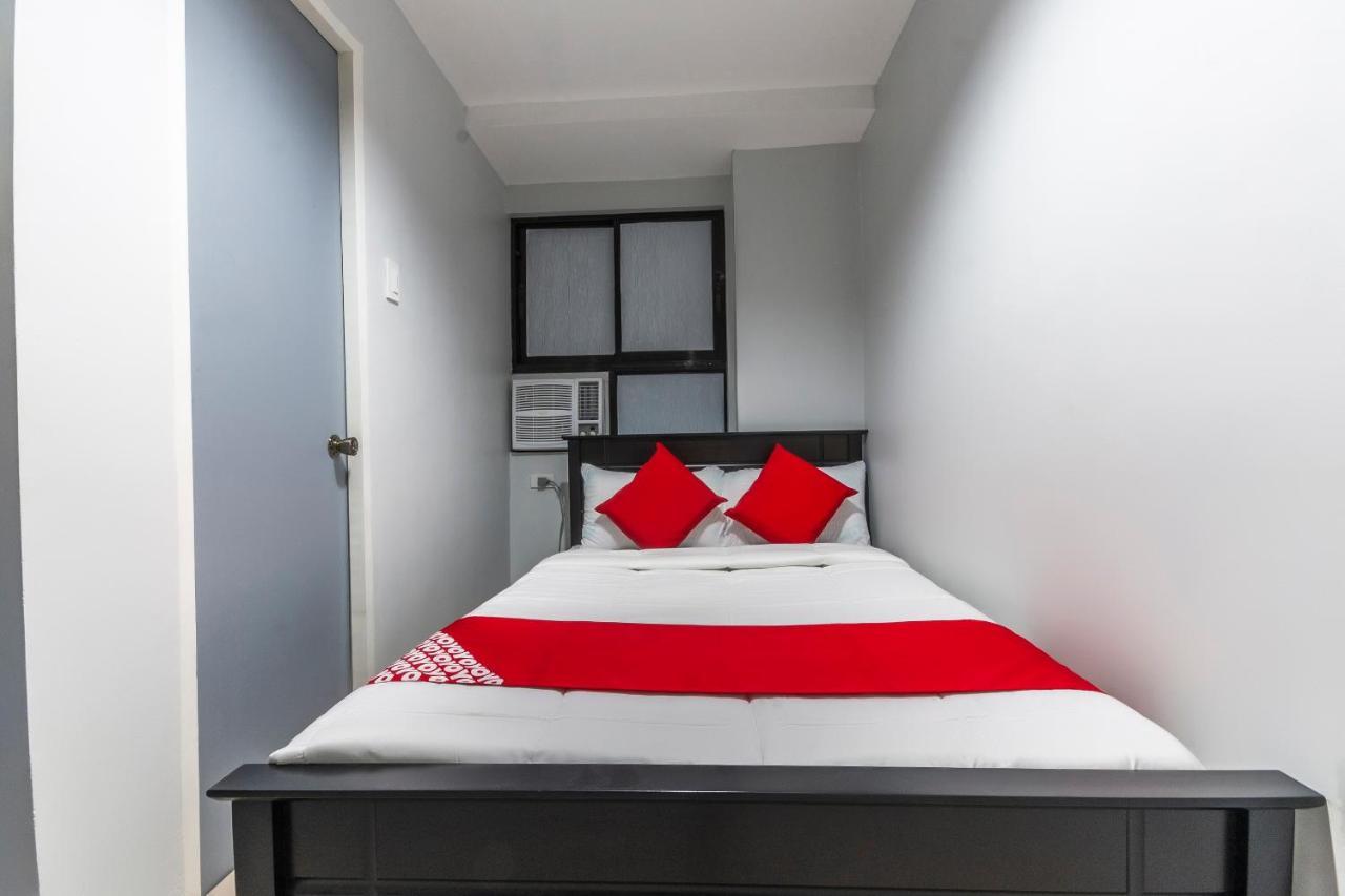 Vaccinated Staff - Oyo 476 Hedda Hotel Cebu Ngoại thất bức ảnh
