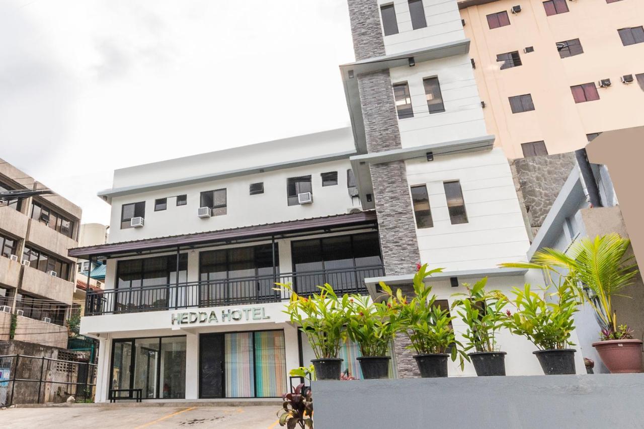 Vaccinated Staff - Oyo 476 Hedda Hotel Cebu Ngoại thất bức ảnh